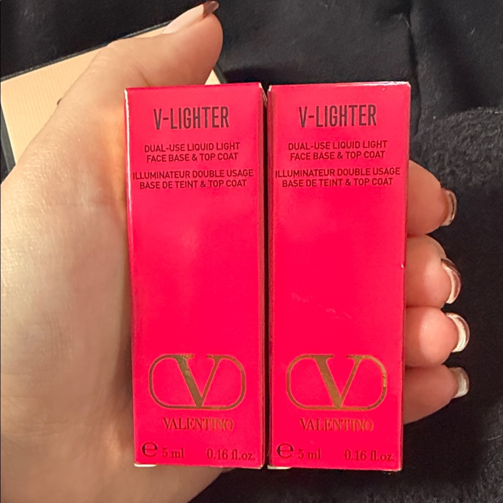 Valentino V-Lighter Dual-Use Liquid Light – Bright Pink